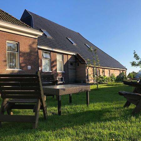 Onder De Boom Bed & Breakfast Gerkesklooster ภายนอก รูปภาพ