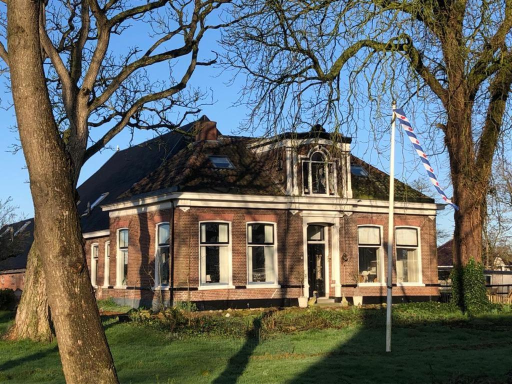 Onder De Boom Bed & Breakfast Gerkesklooster ภายนอก รูปภาพ